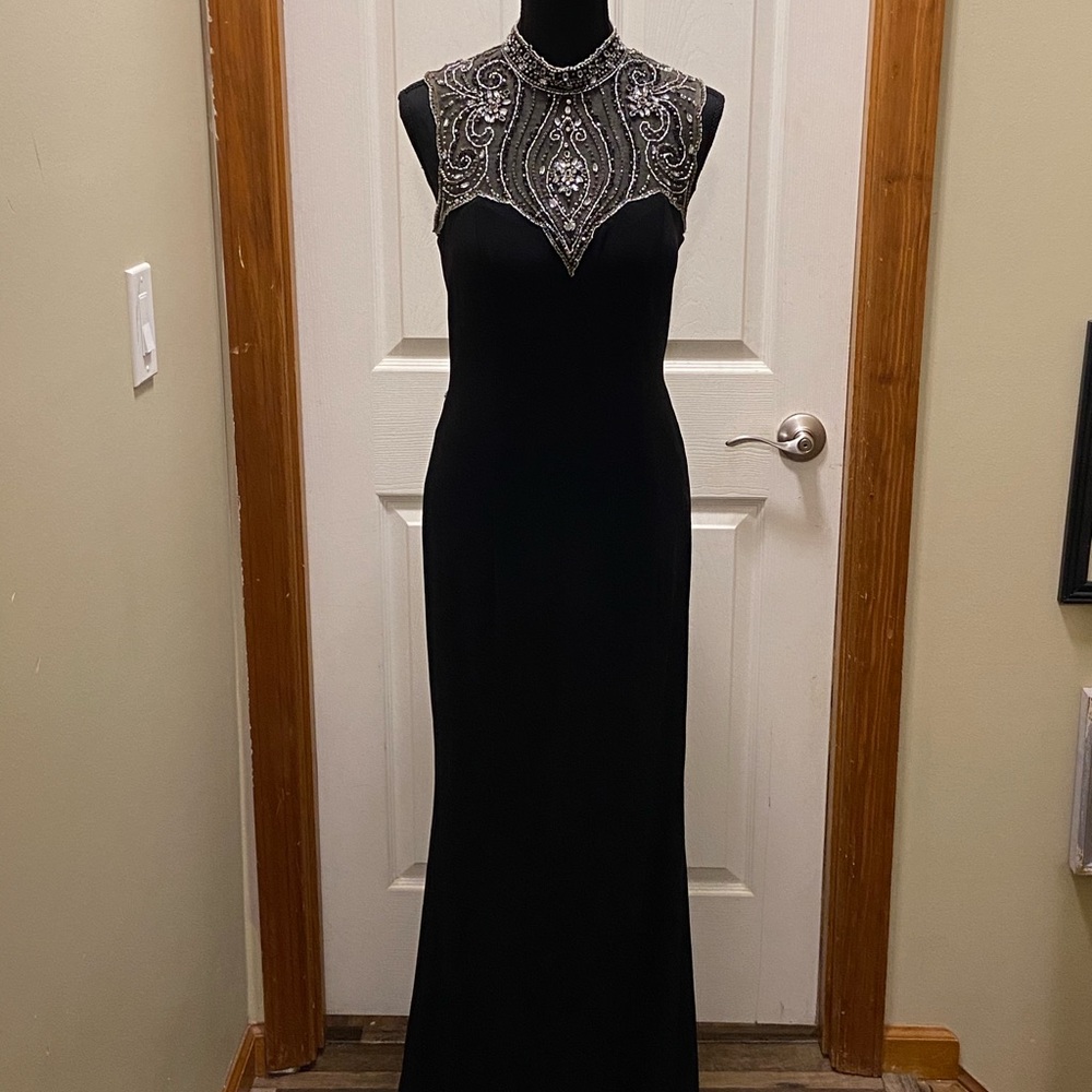 Stunning embellished black prom dress!